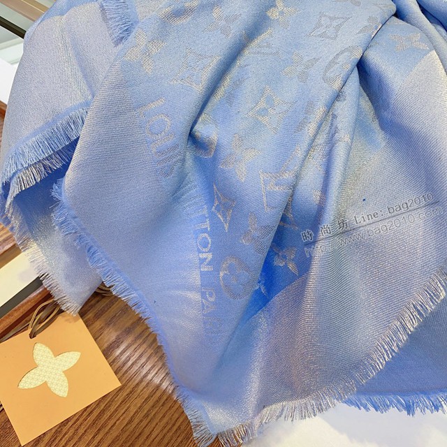 Louis Vuitton秋冬新款女士圍巾 路易威登明星同款圍巾 真絲羊毛LV披肩大方巾  mmj1710